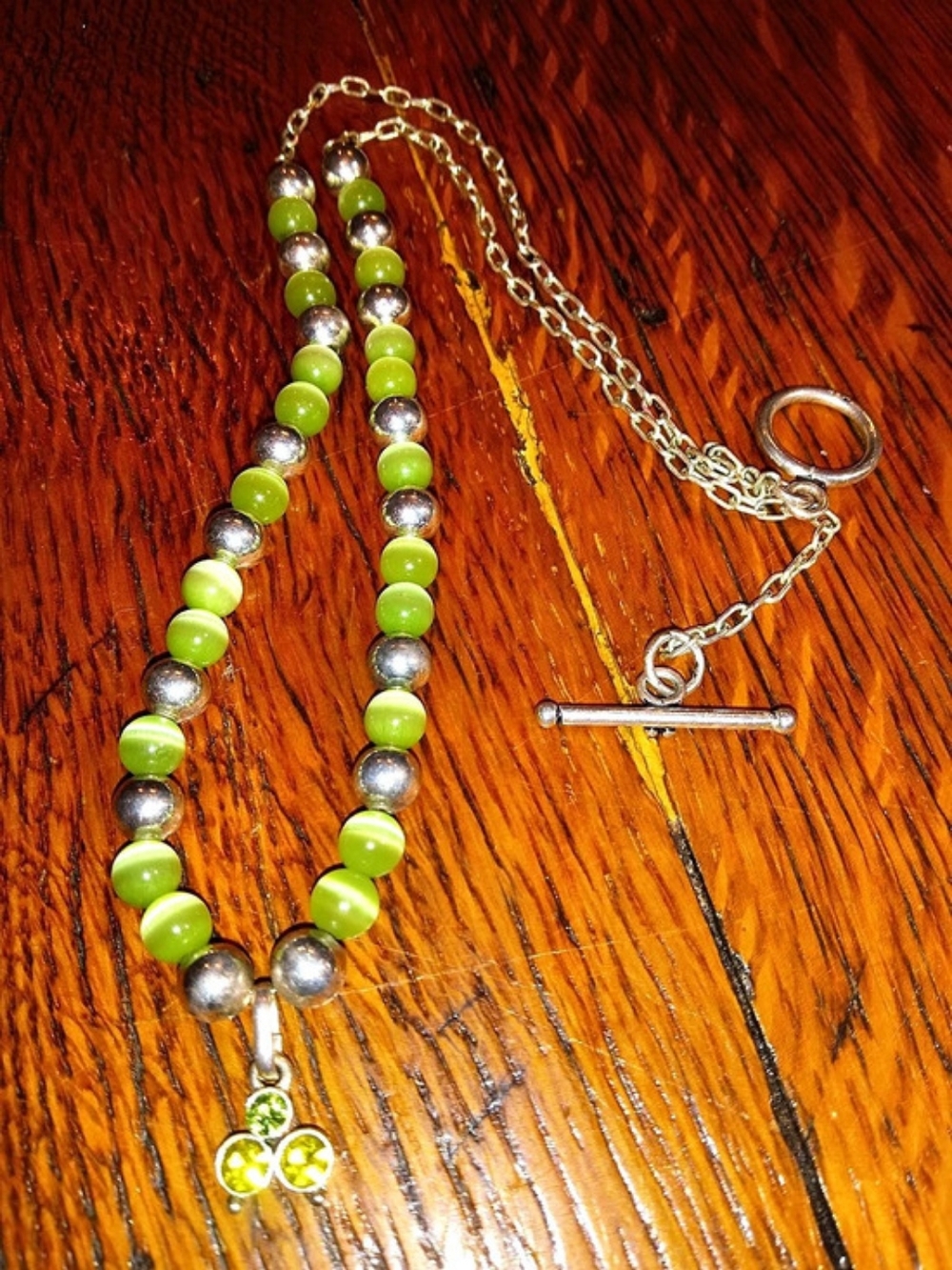 Green Beaded Pendant Necklace